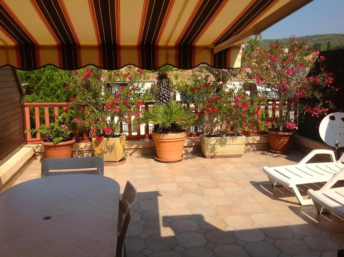 Les Marines De Pierreplane Apartment Bandol